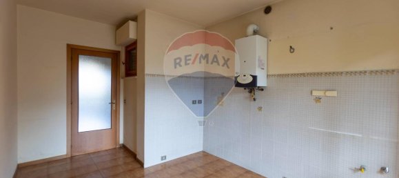 7غرفة شقة في Chiaravalle, Italy رقم 2057 8