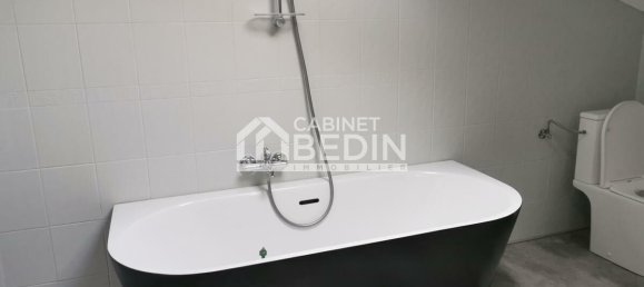 4 bedrooms House in Arveyres, France No. 102351 4