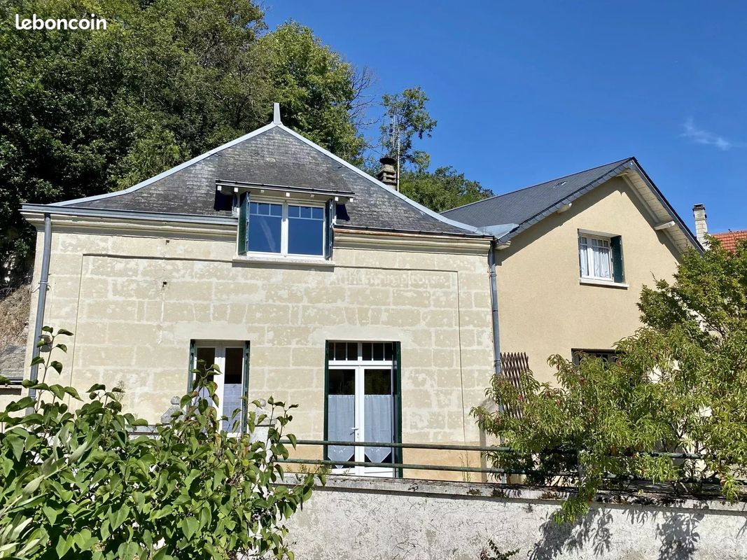3 chambres Maison à Villedieu-le-Château, France No. 252094