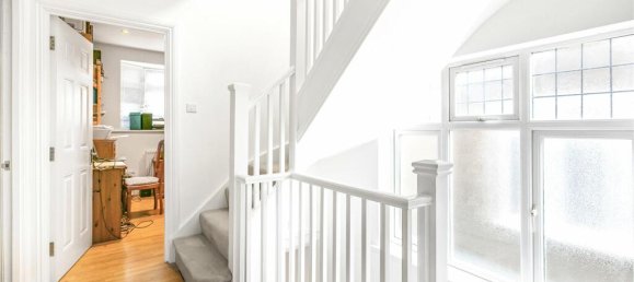 5 bedrooms House in Cockfosters, United Kingdom No. 6636 11