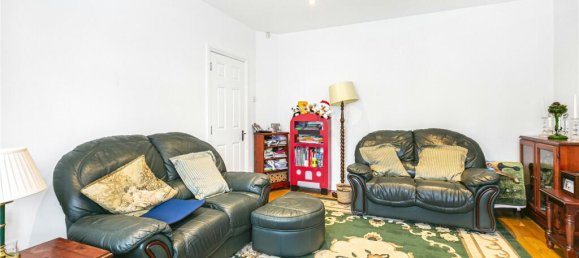 5 bedrooms House in Cockfosters, United Kingdom No. 6636 5