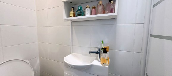 Apartamento de 1 dormitorio en Seine-Saint-Denis, France No. 187955 12