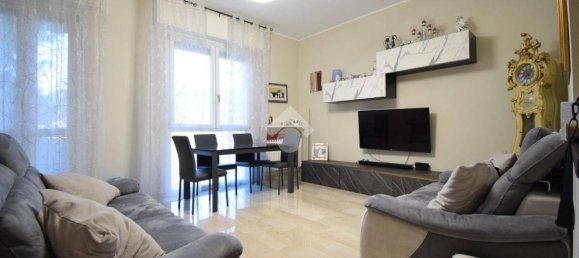 2 bedrooms Apartment in Brugherio, Italy No. 194579 4