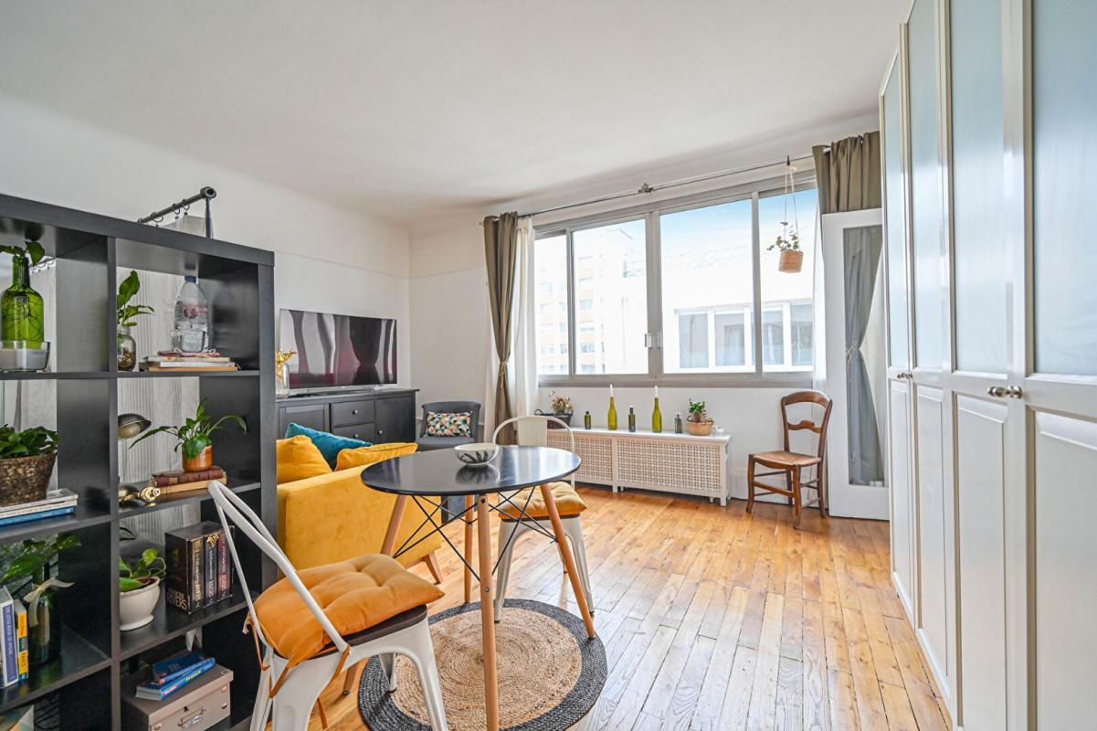 1 bedroom Apartment in Paris, France No. 182249
