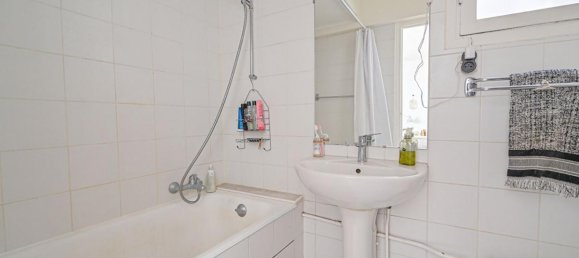 1 bedroom Apartment in Paris, France No. 182249 7