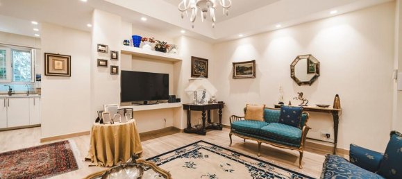 3 bedrooms Apartment in Rome, Italy No. 318814 5