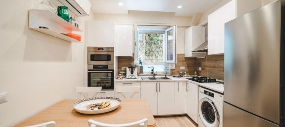 3 bedrooms Apartment in Rome, Italy No. 318814 20