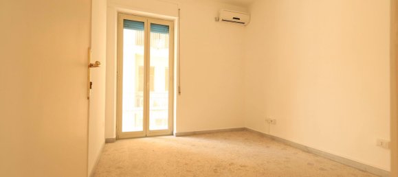 160m² Office in Acireale, Italy No. 146064 2