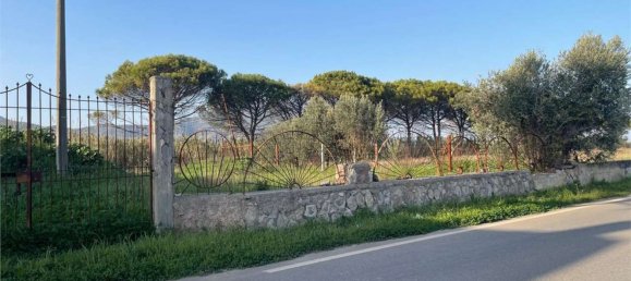 Дом с 18 спальнями в Мондрагоне, Италия № 377919 12