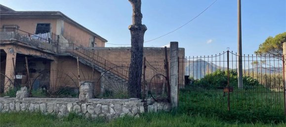 Дом с 18 спальнями в Мондрагоне, Италия № 377919 30