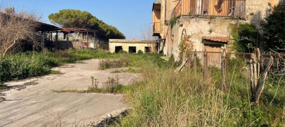 Дом с 18 спальнями в Мондрагоне, Италия № 377919 3