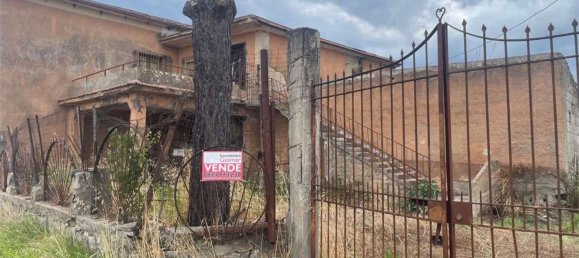 Дом с 18 спальнями в Мондрагоне, Италия № 377919 32