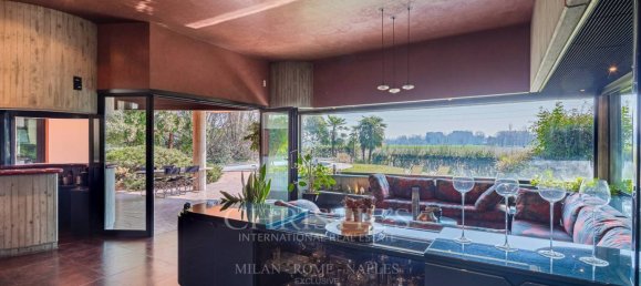 4 Schlafzimmer Villa in Peschiera Borromeo, Italy, Nr. 2548 11