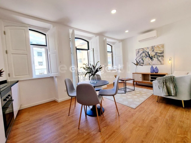 2 bedrooms Apartment in Lisbon, Portugal No. 182836