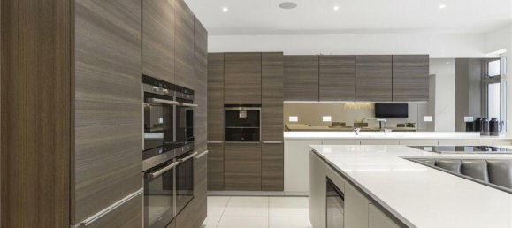 6 bedrooms House in Hadley Wood, United Kingdom No. 6570 47