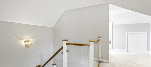 6 bedrooms House in Hadley Wood, United Kingdom No. 6570 17