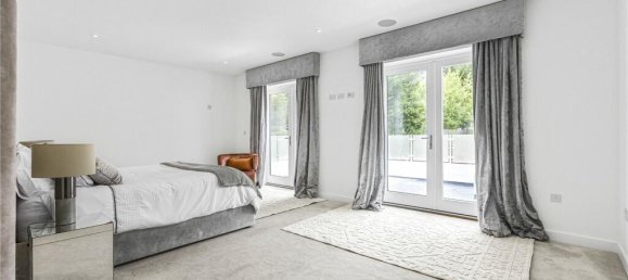 6 bedrooms House in Hadley Wood, United Kingdom No. 6570 26