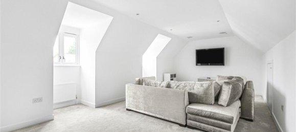 6 bedrooms House in Hadley Wood, United Kingdom No. 6570 31