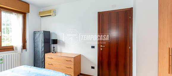 2 rooms Apartment in Brescia, Italy No. 15283 28