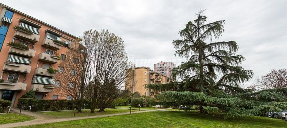 2 rooms Apartment in Brescia, Italy No. 15283 37
