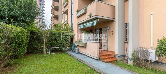 2 rooms Apartment in Brescia, Italy No. 15283 8