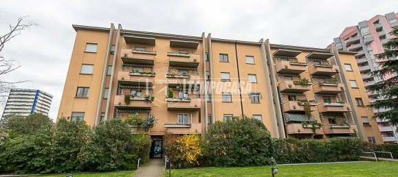 2 rooms Apartment in Brescia, Italy No. 15283 34