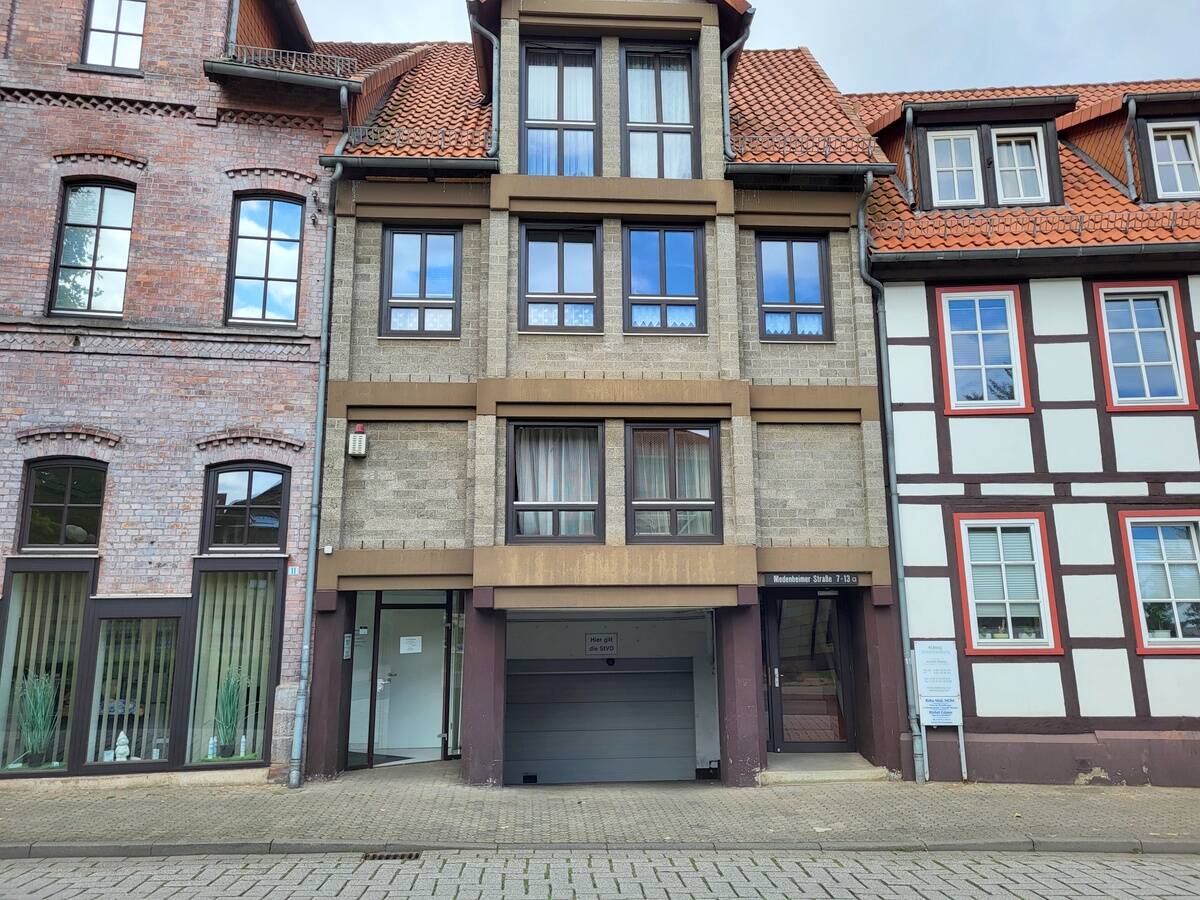 Estacionamiento en Northeim, Germany No. 315144