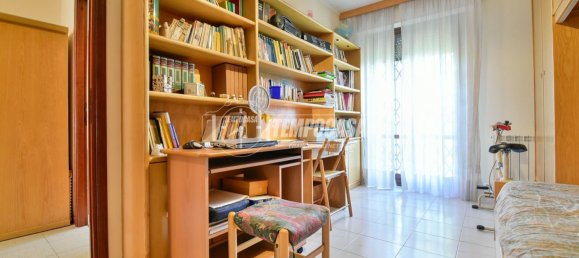 3 rooms Apartment in Erba, Italy No. 305452 15