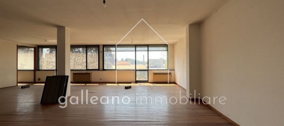 Edifício em Erba, Italy 1291 m² N.º 87342 20