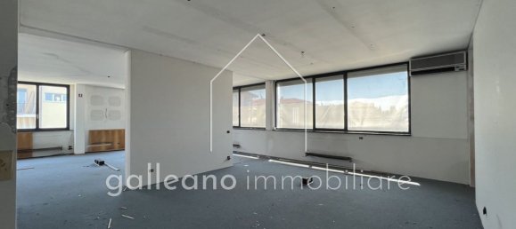 Edifício em Erba, Italy 1291 m² N.º 87342 8