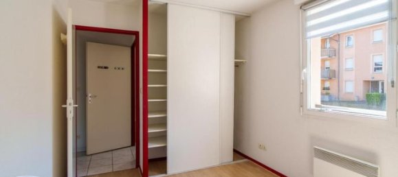 2 bedrooms Apartment in Limoges, France No. 303025 6