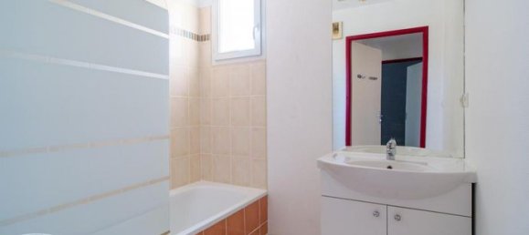 2 bedrooms Apartment in Limoges, France No. 303025 7