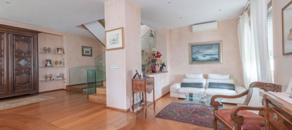 7 rooms Villa in Moncalieri, Italy No. 150199 5