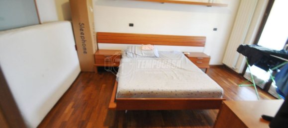 3-salle Appartement à Cesate, Italy No. 126232 14