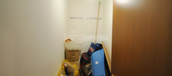 3-salle Appartement à Cesate, Italy No. 126232 11