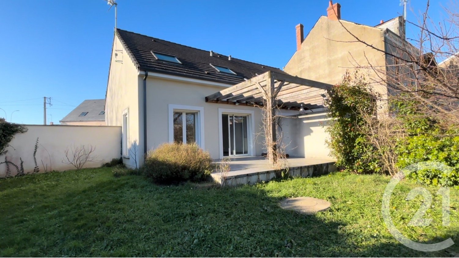 4 Schlafzimmer Haus in Chateauroux, France, Nr. 74179