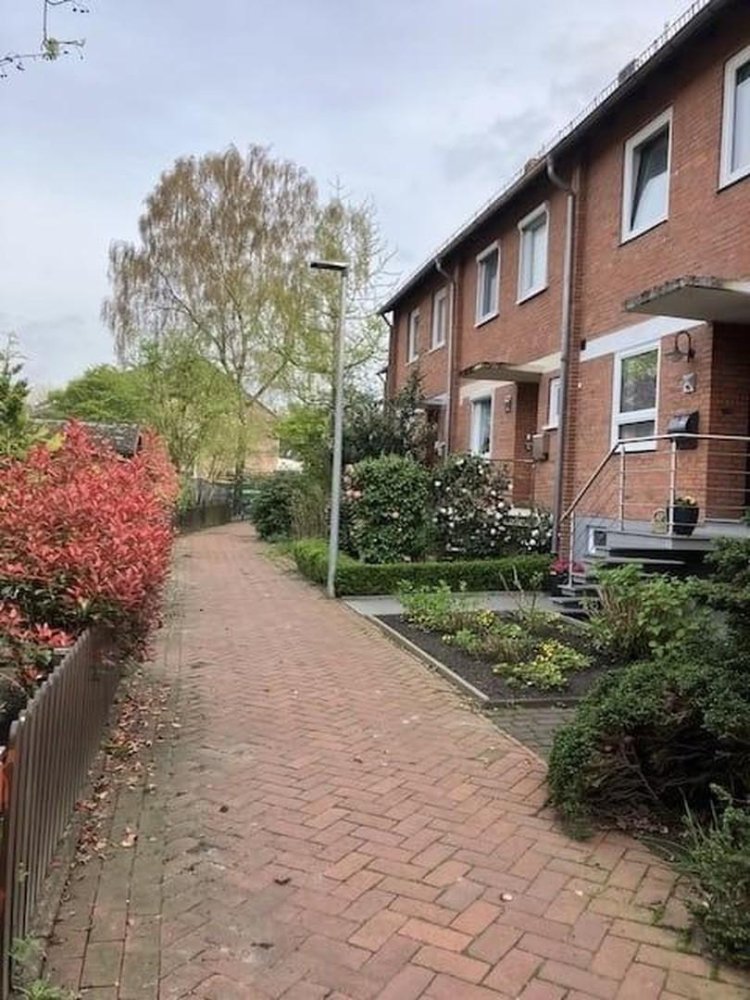 5 rooms Townhouse in Bremen, Germany No. 15127