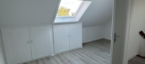 5 rooms Townhouse in Bremen, Germany No. 15127 2