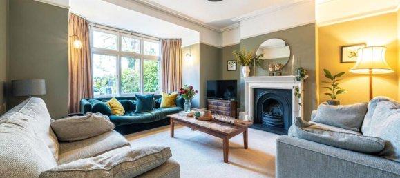 5 bedrooms House in Surbiton, United Kingdom No. 10206 4