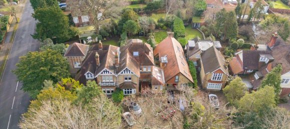 5 bedrooms House in Surbiton, United Kingdom No. 10206 17