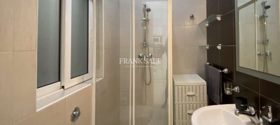 1 bedroom Penthouse in Sliema, Malta No. 7404 11