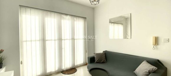 1 bedroom Penthouse in Sliema, Malta No. 7404 3