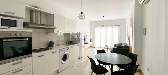 1 bedroom Penthouse in Sliema, Malta No. 7404 4