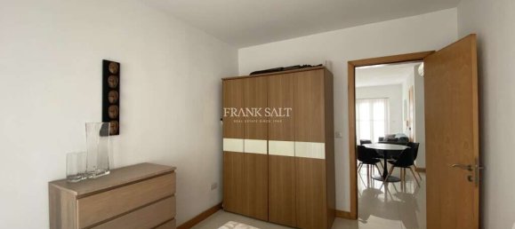 1 bedroom Penthouse in Sliema, Malta No. 7404 9