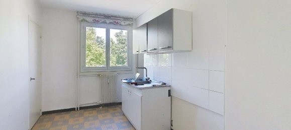 3 bedrooms Apartment in Saint-Genis-Laval, France No. 341126 4