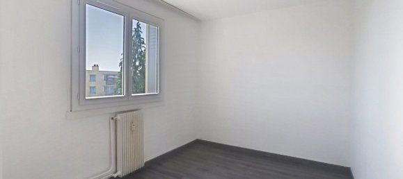 3 bedrooms Apartment in Saint-Genis-Laval, France No. 341126 6