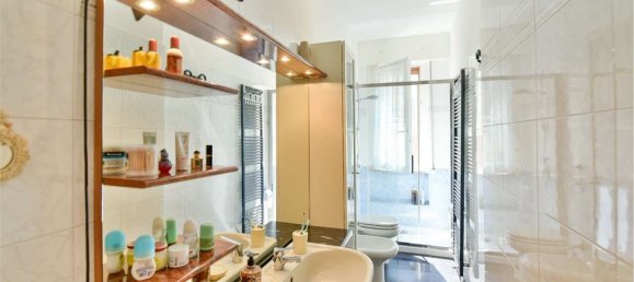 3 bedrooms Apartment in Paderno Dugnano, Italy No. 358021 9