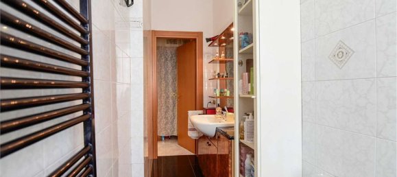 3 bedrooms Apartment in Paderno Dugnano, Italy No. 358021 10