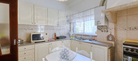 4 bedrooms House in Almada, Portugal No. 176974 11