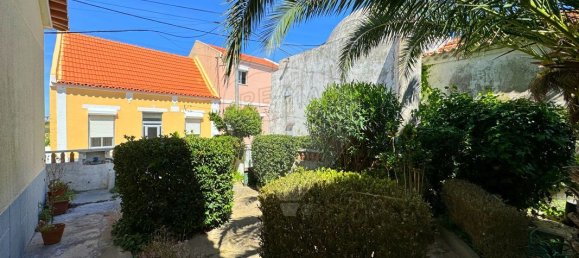 4 bedrooms House in Almada, Portugal No. 176974 9